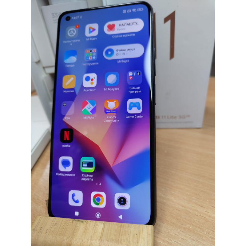 БВ смартфон Xiaomi Mi 11 lite 5G Black хороший стан комплект БВ смартфон Xiaomi Mi 11 lite 5G Black хороший стан комплект