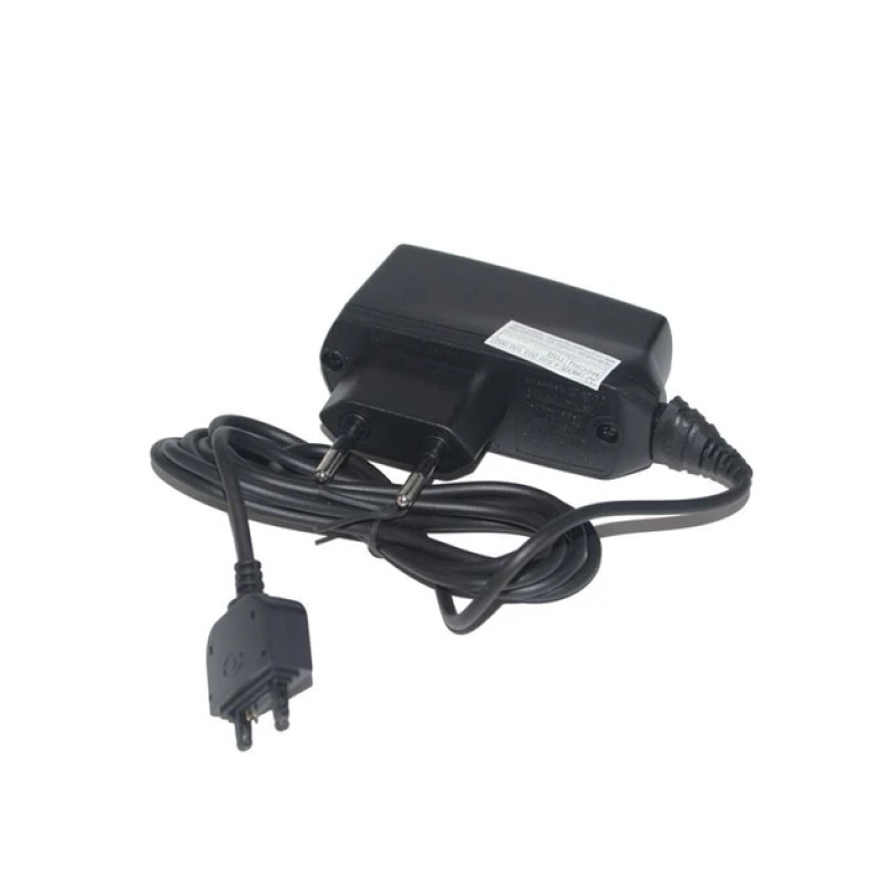 Мережевий зарядний пристрій для Sony Ericsson K750, W715, W760i, W800i, W850i, W880i, W890i, W900i, W950i, W98 Мережевий зарядний пристрій для Sony Ericsson K750, W715, W760i, W800i, W850i, W880i, W890i, W900i, W950i, W98