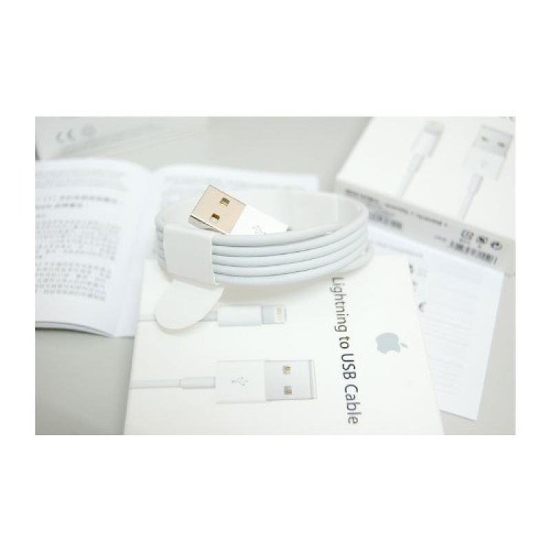 Кабель Apple Lightning to USBCable (MD818) Оригінал.Гарантія Кабель Apple Lightning to USBCable (MD818) Оригінал.Гарантія