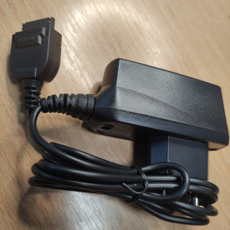 Зарядний пристрій моторола Т 250 timeport Зарядний пристрій моторола Т 250 timeport