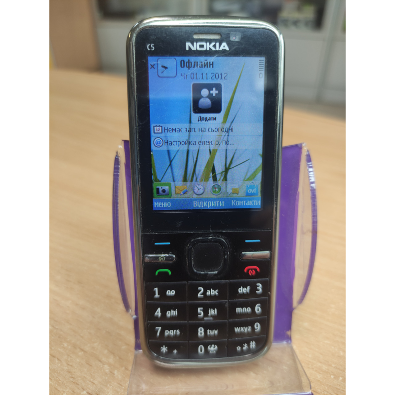 Смартфон Nokia C 5-00 в хорошому стані Смартфон Nokia C 5-00 в хорошому стані